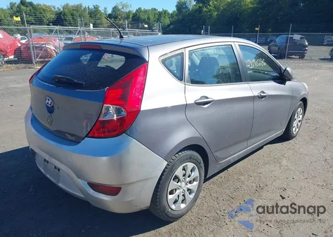 2015 Hyundai Accent Gs z USA, uszkodzony, nr VIN KMHCT5AE0FU232591